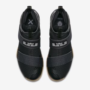 LeBron Soldier 10: Top