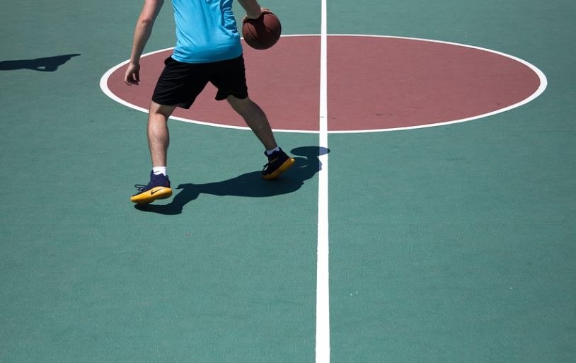 using basketball shoes on the court