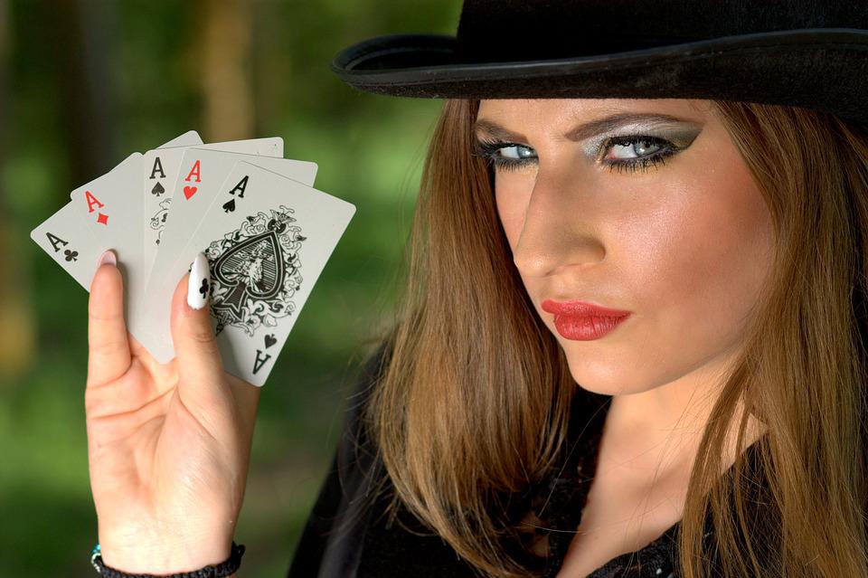 The Basics of Playing Online Poker
