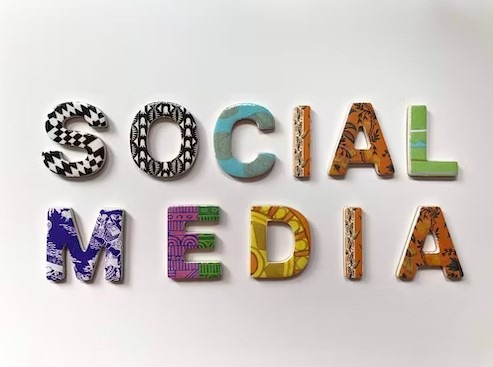 Collaborative Social Media Engagement: 