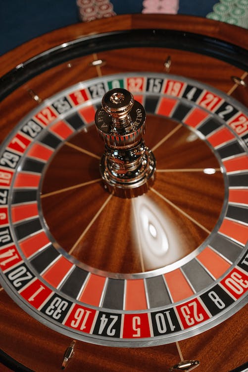 Different Variations of Online Roulette – European, American, French