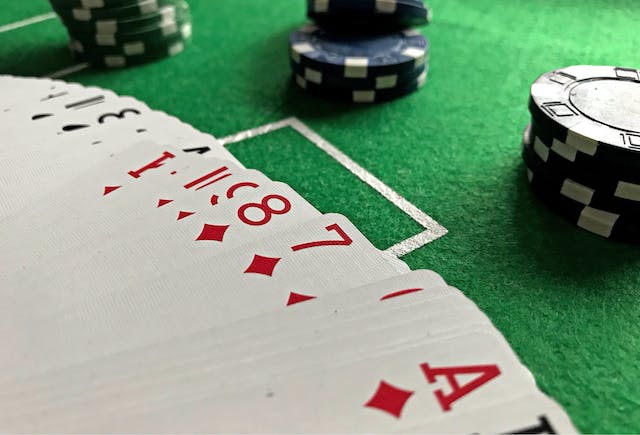 Understanding Casino Etiquette Dos and Donts for Gamblers